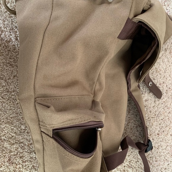 New Bella Rosa Backpack - Picture 5 of 7